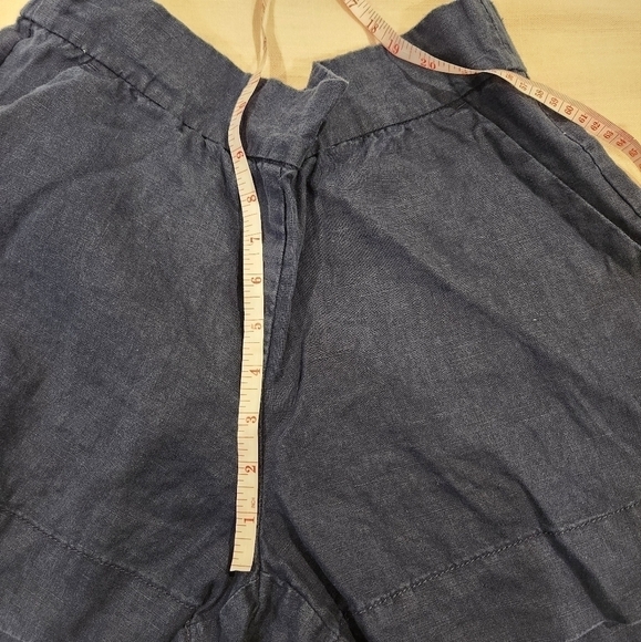 Daily Ritual Linen short Navy Blue 100% Linen pull on shorts with pockets - Picture 5 of 10